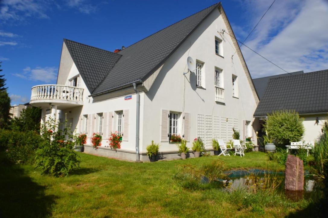 Bialy Dwor Villa Kostrzyca Exterior foto